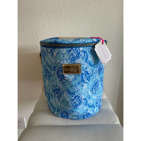 Lilly Pulitzer Accessories - NWT Lilly Pulitzer Beach Cooler